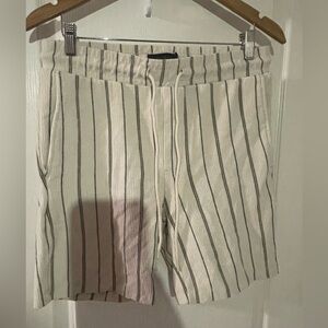 Men's Striped Flat Front Shorts in Cream and Black